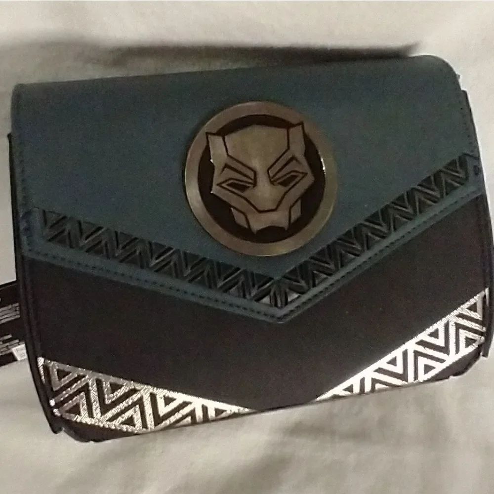 Loungefly Wakanda Forever Crossbody.